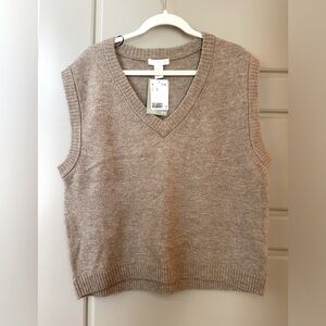 H&M Oversized Beige Knit Sweater Vest